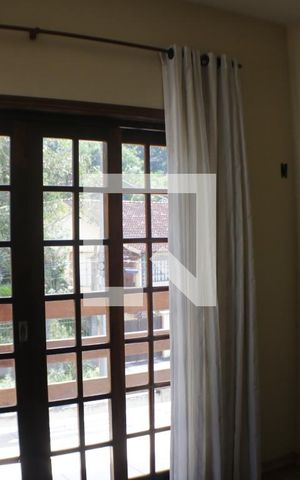 Casa de condomínio à venda com 420m², 5 quartos e 4 vagasQuarto 2