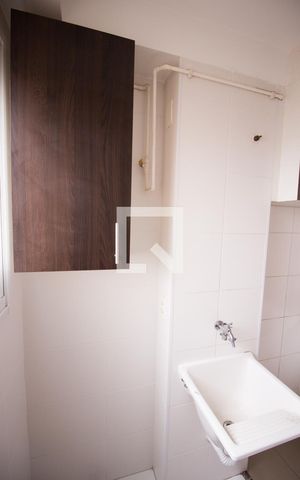 Apartamento à venda com 42m², 2 quartos e sem vaga Apartamento à venda com 42m², 2 quartos e sem vagaÁrea de Serviço