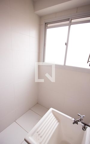 Apartamento à venda com 42m², 2 quartos e sem vaga Apartamento à venda com 42m², 2 quartos e sem vagaÁrea de Serviço