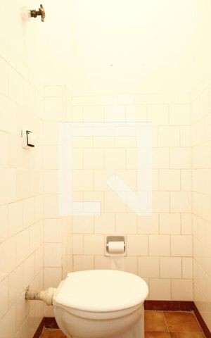 Apartamento à venda com 97m², 2 quartos e sem vagaBanheiro de Serviço