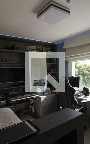 Casa à venda com 586m², 4 quartos e 5 vagasQuarto Suíte 2