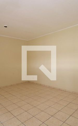 Apartamento à venda com 80m², 2 quartos e sem vagaSala