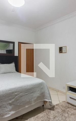 Casa à venda com 175m², 3 quartos e 2 vagas Casa à venda com 175m², 3 quartos e 2 vagasQuarto 3