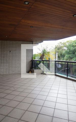 Apartamento para alugar com 200m², 3 quartos e 2 vagas Apartamento para alugar com 200m², 3 quartos e 2 vagasVaranda