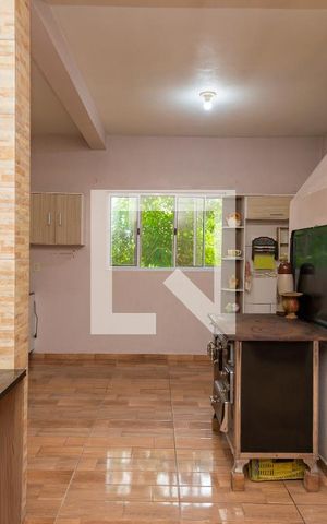 Casa à venda com 200m², 2 quartos e 2 vagas Casa à venda com 200m², 2 quartos e 2 vagasSala e Cozinha