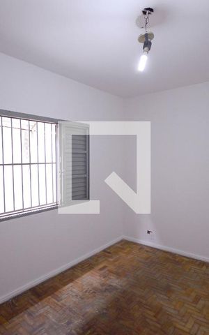 Casa à venda com 192m², 3 quartos e 5 vagas Casa à venda com 192m², 3 quartos e 5 vagasQuarto 2