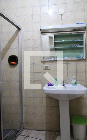 Casa para alugar com 178m², 3 quartos e 1 vagaBanheiro