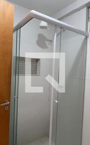 Apartamento à venda com 72m², 2 quartos e 1 vaga Apartamento à venda com 72m², 2 quartos e 1 vagaBanheiro Social