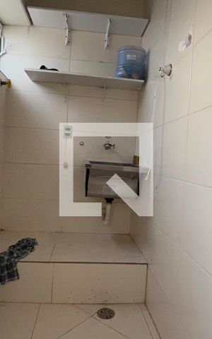 Apartamento à venda com 72m², 2 quartos e 1 vaga Apartamento à venda com 72m², 2 quartos e 1 vagaÁrea de Serviço