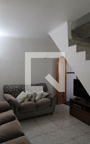 Casa à venda com 130m², 2 quartos e 3 vagasSala