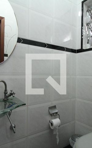 Casa à venda com 130m², 2 quartos e 3 vagasLavabo