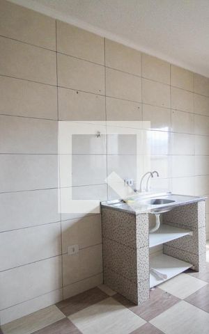 Casa para alugar com 35m², 1 quarto e sem vagasala / cozinha
