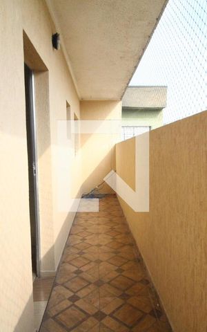 Casa para alugar com 35m², 1 quarto e sem vagaarea de serviço