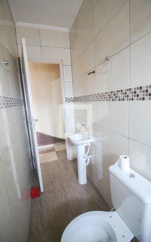 Casa para alugar com 35m², 1 quarto e sem vagabanheiro