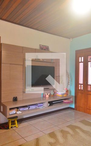Casa à venda com 150m², 2 quartos e 2 vagasSala