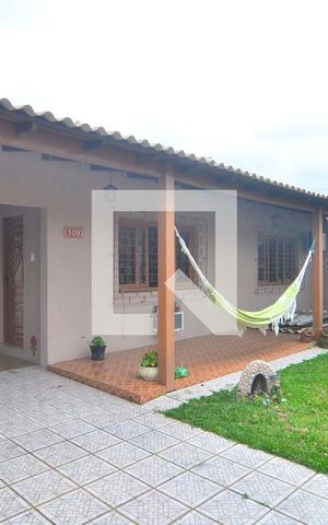 Casa à venda com 150m², 2 quartos e 2 vagasPátio