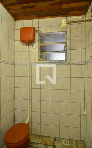 Casa à venda com 150m², 2 quartos e 2 vagasBanheiro de Serviço