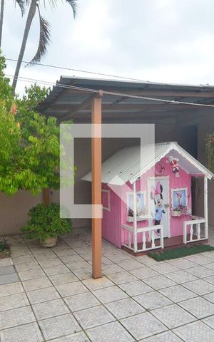 Casa à venda com 150m², 2 quartos e 2 vagasPátio
