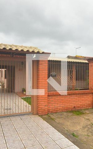 Casa à venda com 150m², 2 quartos e 2 vagasFachada