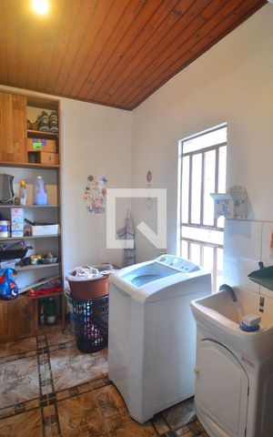 Casa à venda com 150m², 2 quartos e 2 vagasÁrea de Serviço