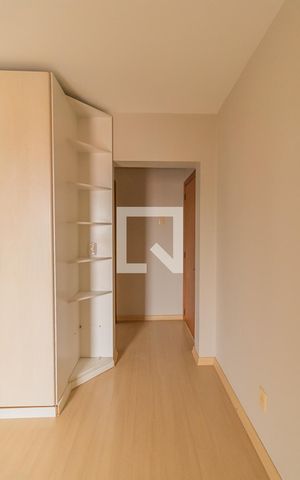 Apartamento à venda com 200m², 4 quartos e 2 vagasQuarto 2