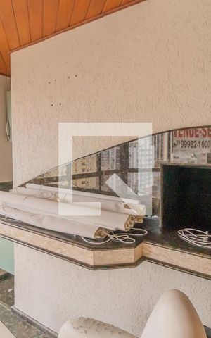 Apartamento à venda com 200m², 4 quartos e 2 vagasSacada da sala