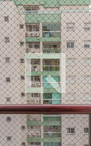 Apartamento à venda com 200m², 4 quartos e 2 vagasSacada do quarto 3