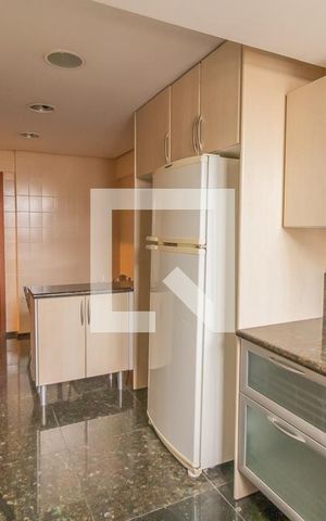 Apartamento à venda com 200m², 4 quartos e 2 vagasCozinha