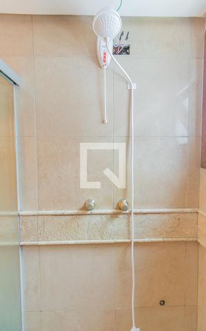 Apartamento à venda com 200m², 4 quartos e 2 vagasBanheiro do Quarto 3