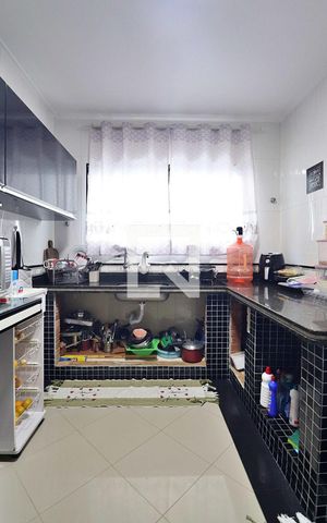 Casa à venda com 283m², 3 quartos e 2 vagasCozinha