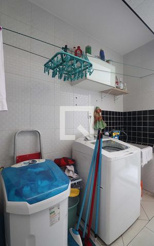 Casa à venda com 283m², 3 quartos e 2 vagasÁrea de Serviço