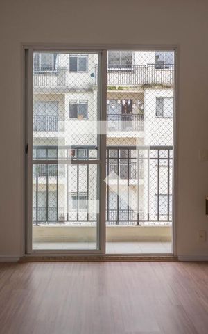 Apartamento à venda com 70m², 3 quartos e 2 vagas Apartamento à venda com 70m², 3 quartos e 2 vagasSala