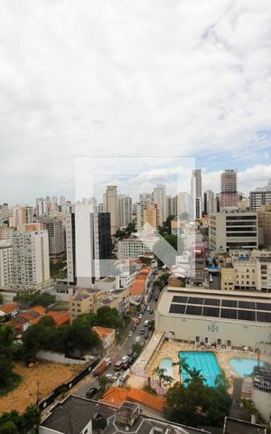 Apartamento para alugar com 158m², 3 quartos e 3 vagas Apartamento para alugar com 158m², 3 quartos e 3 vagasSala - Sacada - Vista