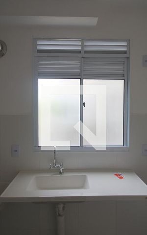 Apartamento para alugar com 48m², 2 quartos e 1 vagaCozinha e Área de Serviço