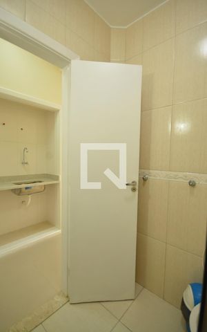 Apartamento para alugar com 36m², 1 quarto e sem vagaBanheiro