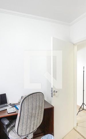 Casa à venda com 200m², 4 quartos e 2 vagas Casa à venda com 200m², 4 quartos e 2 vagasQuarto 02