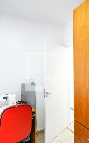 Casa à venda com 200m², 4 quartos e 2 vagas Casa à venda com 200m², 4 quartos e 2 vagasSuíte 01