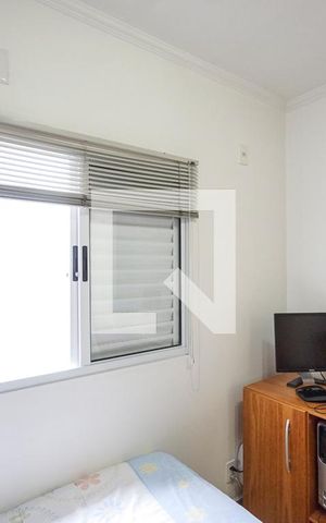 Casa à venda com 200m², 4 quartos e 2 vagas Casa à venda com 200m², 4 quartos e 2 vagasSuíte 01