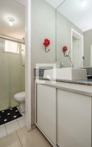 Apartamento para alugar com 80m², 3 quartos e 2 vagas Apartamento para alugar com 80m², 3 quartos e 2 vagasBanheiro Social