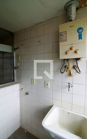Apartamento para alugar com 70m², 2 quartos e 1 vagaÁrea de Serviço
