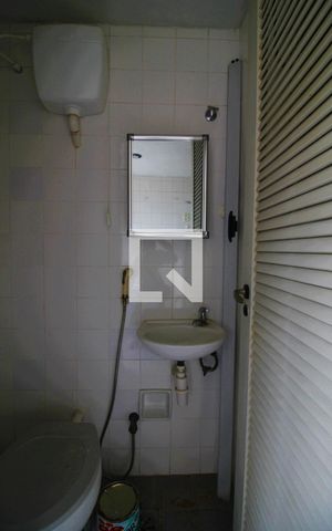 Apartamento para alugar com 70m², 2 quartos e 1 vagaBanheiro de serviço