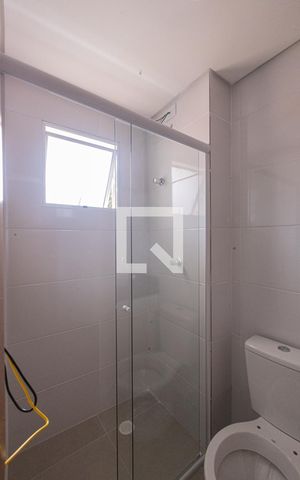 Apartamento à venda com 41m², 2 quartos e sem vaga Apartamento à venda com 41m², 2 quartos e sem vagaBanheiro Social