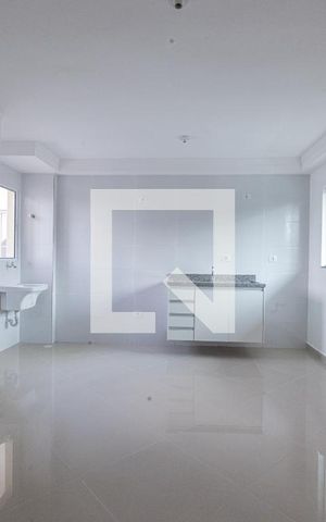 Apartamento à venda com 41m², 2 quartos e sem vaga Apartamento à venda com 41m², 2 quartos e sem vagaSala, cozinha e área de serviço