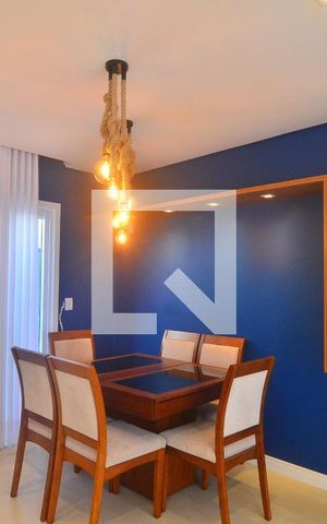 Casa à venda com 170m², 3 quartos e 3 vagasSala