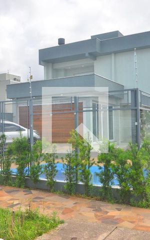 Casa à venda com 170m², 3 quartos e 3 vagasFachada