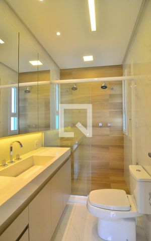 Casa à venda com 170m², 3 quartos e 3 vagasBanheiro suíte