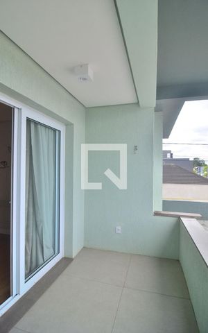 Casa à venda com 170m², 3 quartos e 3 vagasSacada