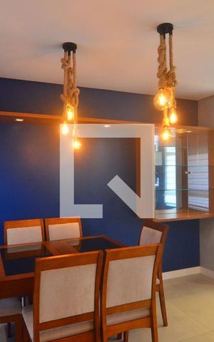 Casa à venda com 170m², 3 quartos e 3 vagasSala