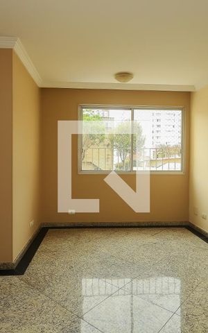 Apartamento para alugar com 73m², 3 quartos e 1 vagaSala