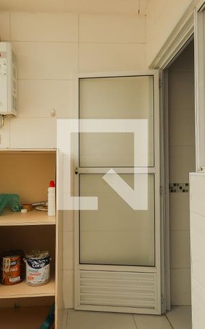 Apartamento para alugar com 73m², 3 quartos e 1 vagaÁrea de Serviço